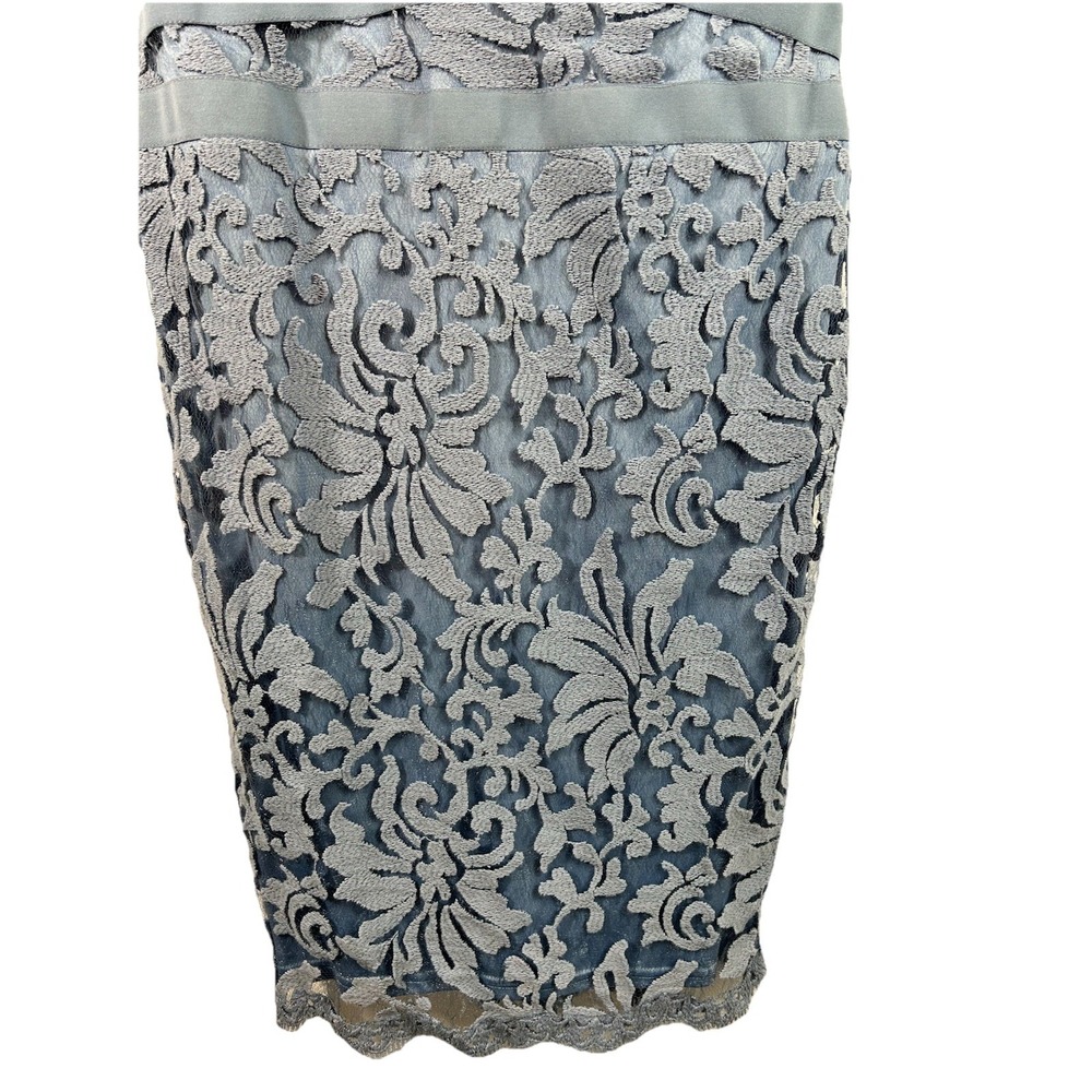 Tadashi Shoji Size 2 Lace Sheath Dress Periwinkle Blue V-Neck Ribbon Waist Party - Picture 4 of 15